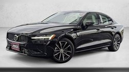 2023 Volvo S60 Recharge T8 Plus Dark Theme