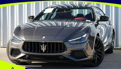 2023 Maserati Ghibli Modena Q4