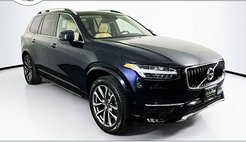 2016 Volvo XC90 T6 Momentum