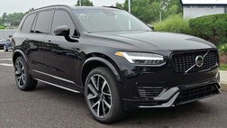 2023 Volvo XC90 Recharge T8 Ultimate Dark Theme