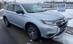 2017 Mitsubishi Outlander ES