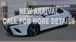 2020 Toyota Camry SE