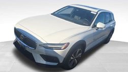 2025 Volvo V60 Cross Country B5 Plus
