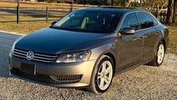 2014 Volkswagen Passat SE