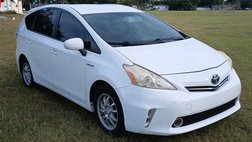 2014 Toyota Prius v Five