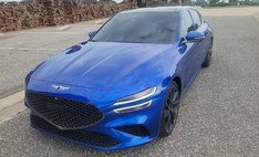 2023 Genesis G70 3.3T Standard