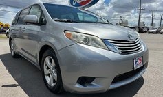 2017 Toyota Sienna LE