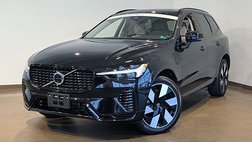 2024 Volvo XC60 Recharge T8 Plus Dark Theme