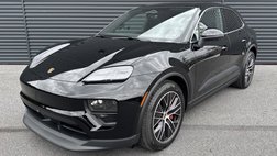 2025 Porsche Macan 4S Electric