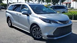 2024 Toyota Sienna LE 8-Passenger