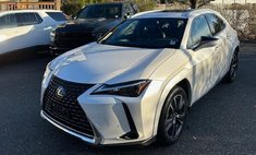 2024 Lexus UX 250h Premium