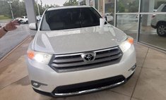 2013 Toyota Highlander SE