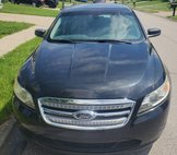 2011 Ford Taurus SE