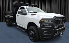 2025 Ram Ram Pickup 3500 Tradesman