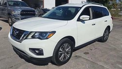 2020 Nissan Pathfinder SV