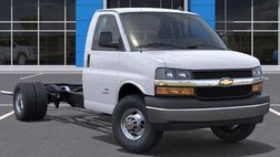 2025 Chevrolet Express 3500