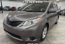 2014 Toyota Sienna LE