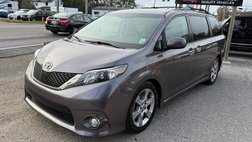 2013 Toyota Sienna SE 8-Passenger