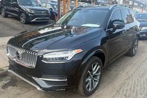 2019 Volvo XC90 T6 Momentum