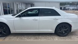 2022 Chrysler 300 Touring