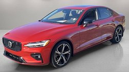 2024 Volvo S60 B5 Plus Dark Theme