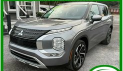 2024 Mitsubishi Outlander SE