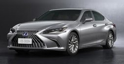 2022 Lexus ES 300h Ultra Luxury