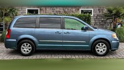 2012 Chrysler Town and Country Touring