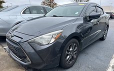 2019 Toyota Yaris L