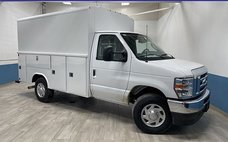 2025 Ford E-Series E-350 SD