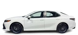2022 Toyota Camry Hybrid LE