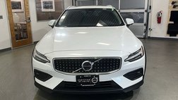 2025 Volvo V60 Cross Country B5 Plus