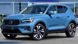2024 Volvo XC40 B5 Plus Bright Theme