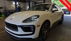 2022 Porsche Macan S