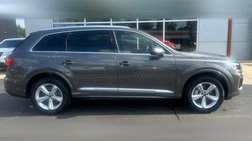 2025 Audi Q7 quattro Premium 45 TFSI