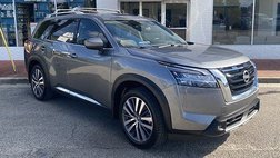 2022 Nissan Pathfinder Platinum