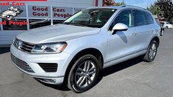 2016 Volkswagen Touareg Sport w/Technology