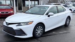 2022 Toyota Camry Hybrid LE
