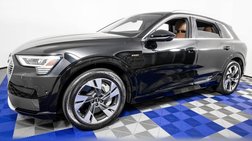 2022 Audi e-tron quattro Premium Plus