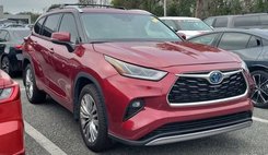 2022 Toyota Highlander Hybrid Platinum