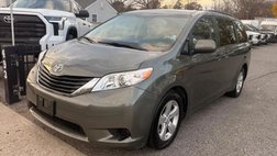 2014 Toyota Sienna LE