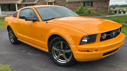 2007 Ford Mustang Deluxe