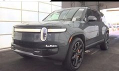 2024 Rivian R1S Adventure
