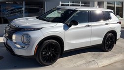 2023 Mitsubishi Outlander Black Edition