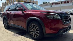 2022 Nissan Pathfinder SL