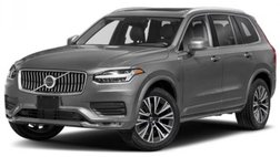 2021 Volvo XC90 T6 Momentum 6-Passenger