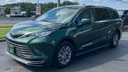 2021 Toyota Sienna LE 8-Passenger