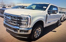 2026 Ford Super Duty F-350 Lariat