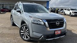 2022 Nissan Pathfinder Platinum