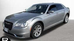 2017 Chrysler 300 Limited